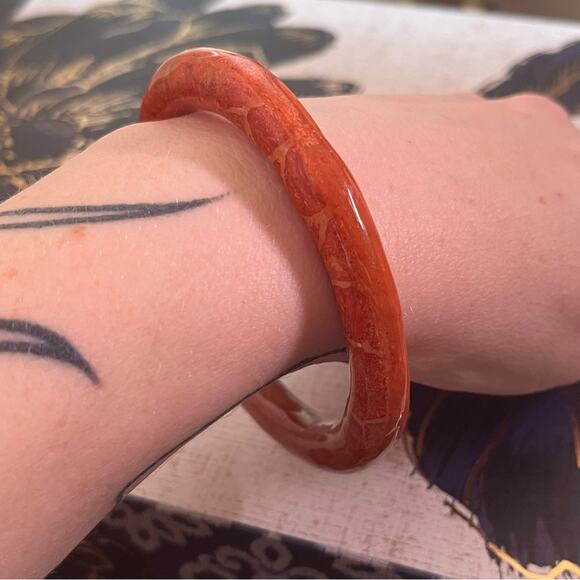 Vintage Genuine Apple Coral Polished Gemstone Bangle Bracelet Beautiful B1 - Picture 7 of 9